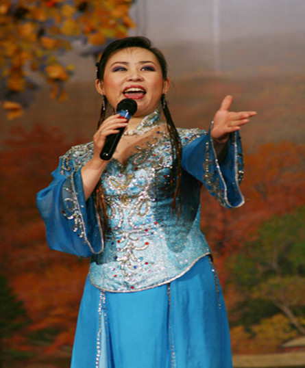  高明娥 
