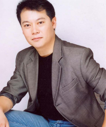 高大伟