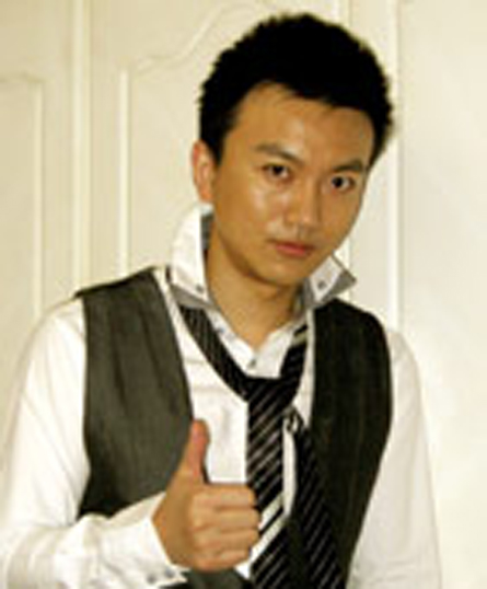 张伟