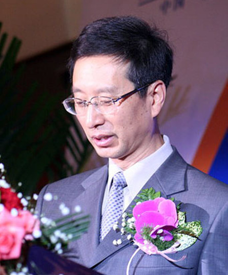 胡占凡