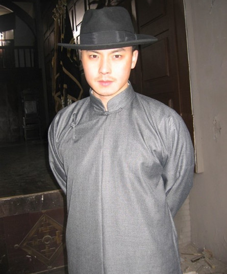 李桓