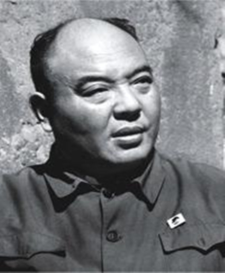 李凖