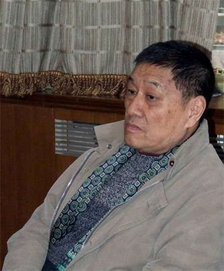丁荫楠