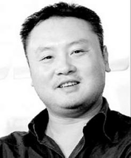 滕华涛 