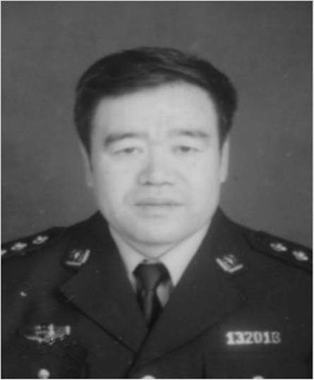 朱维坚